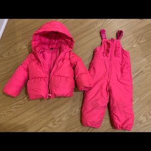 Puffer jacket and snow pants